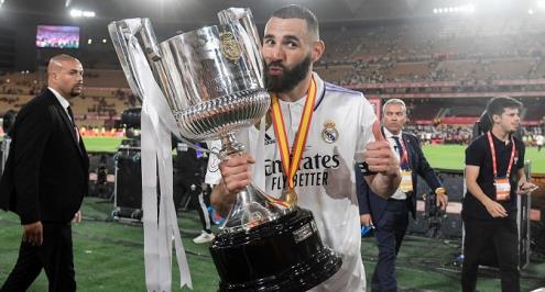 25 لقبًا.. بنزيما يجلس بجوار مارسيلو على عرش ريال مدريد